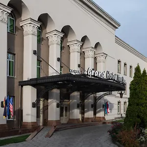 4* Otel Grand Tien Shan